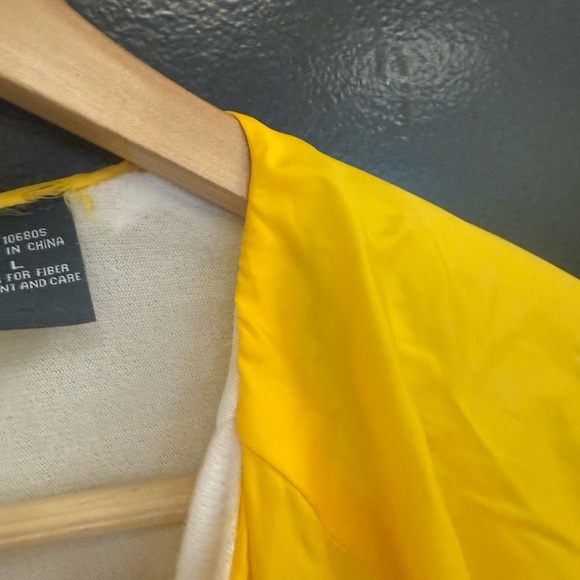 Independent men’s L vintage Y2K skate windbreaker- no collar was removed. GUC - Picture 14 of 15